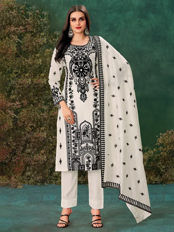 White chanderi salwar suit with thread work
