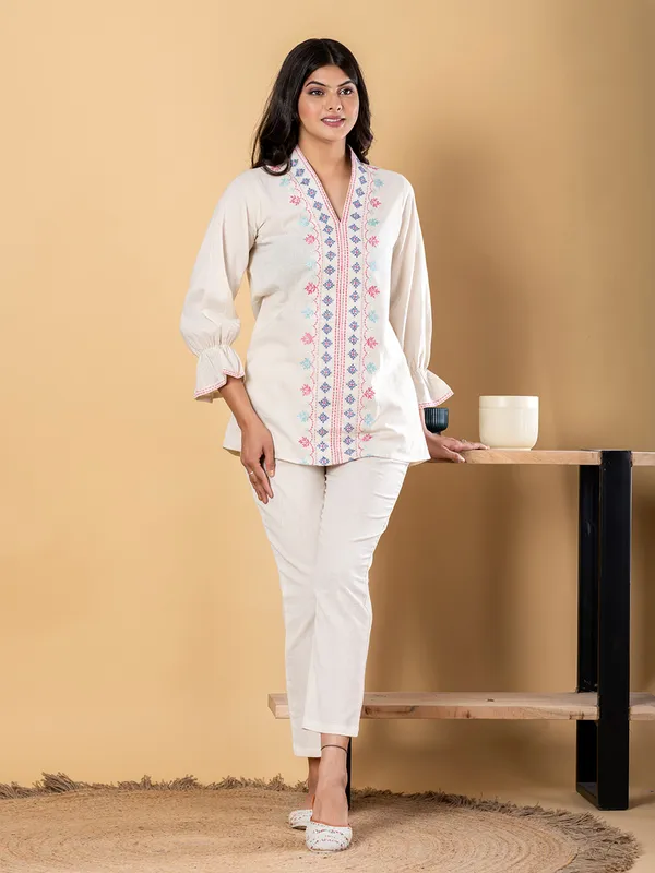 White cotton embroidered co ord set