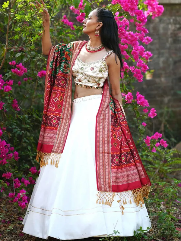 White cotton silk chaniya choli for navratri with dupatta
