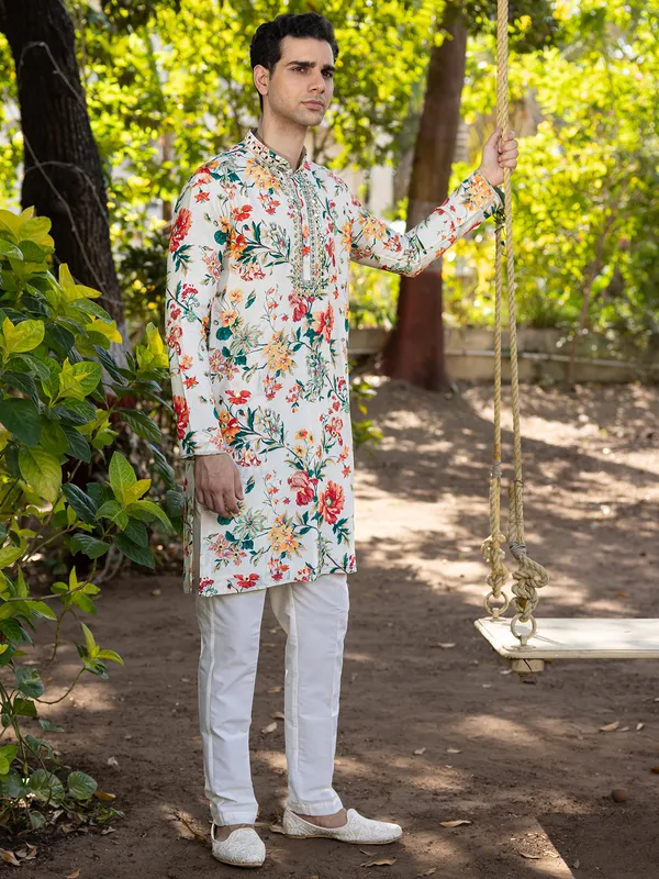 White printed aabla worked cotton kurta pajama