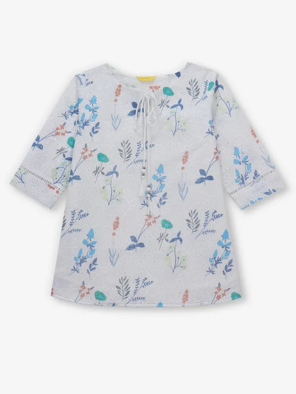 White women printed cotton top