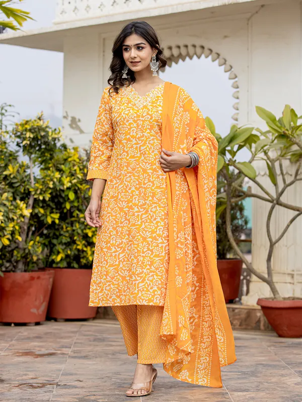 DAISY YELLOW KURTI SET main image 1