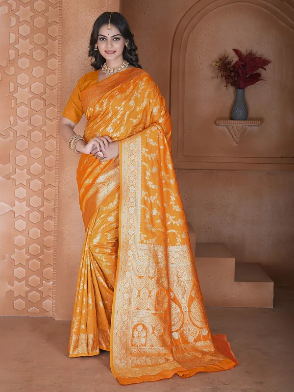 Yellow silk saree with banarasi pallu