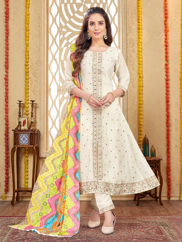 Off-white salwar suit with printed dupatta for festive