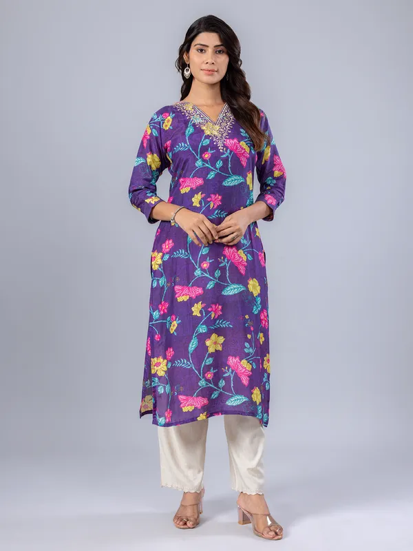 Violet kurti with v neck for women comfort