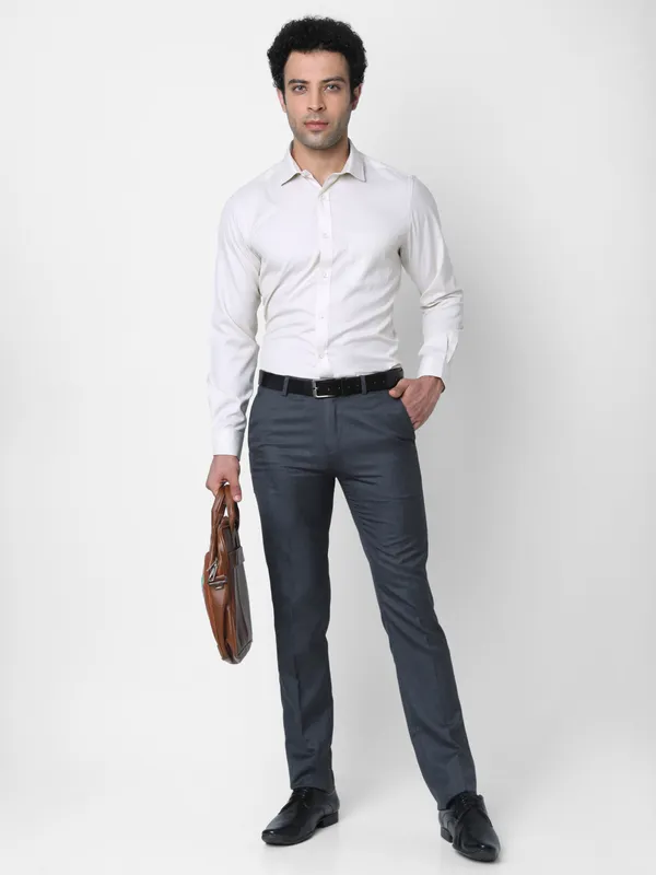 Shop Inspiro Men Slim Fit Solid Formal Trouser Online
