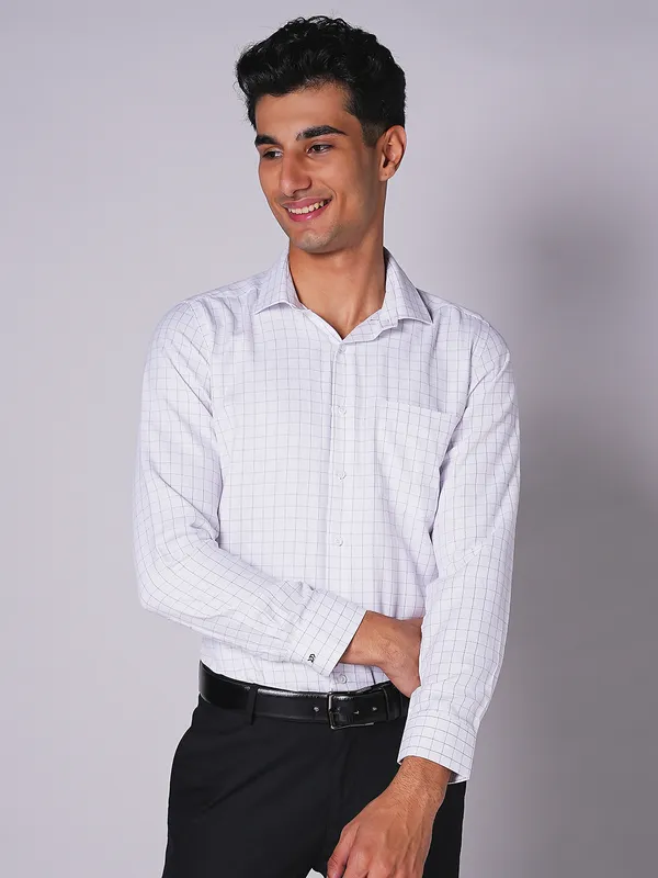 Shop Inspiro Men Slim Fit Checks Formal Shirt...