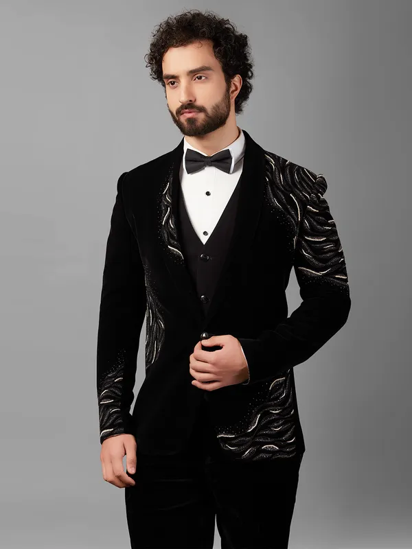 Black coat suit with placement embellishments G3 MCO1351