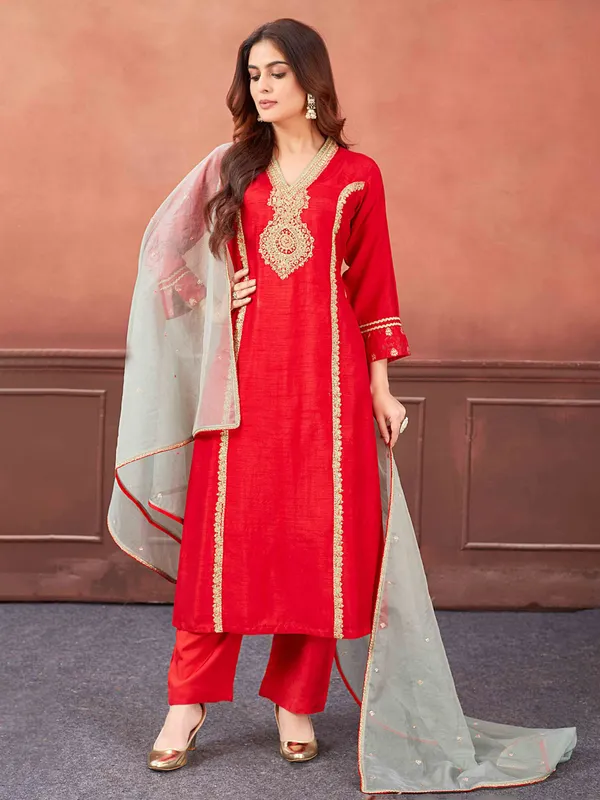 Red suit contrast cheap