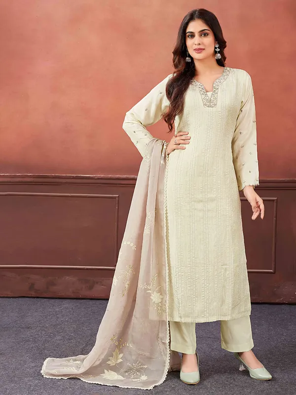 Off-white salwar suit with floral dupatta-G3-WSS41262