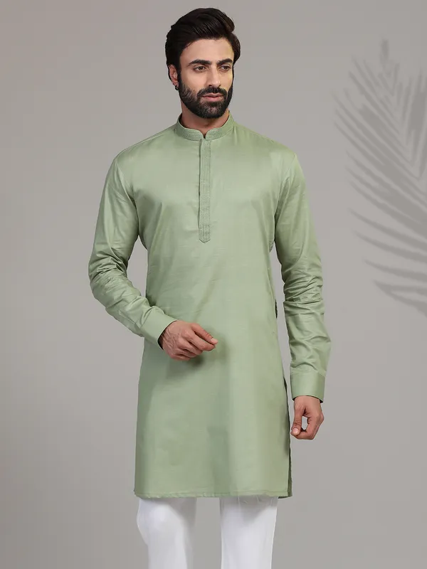 Varadaa Pista Tissue Green Kurta Set
