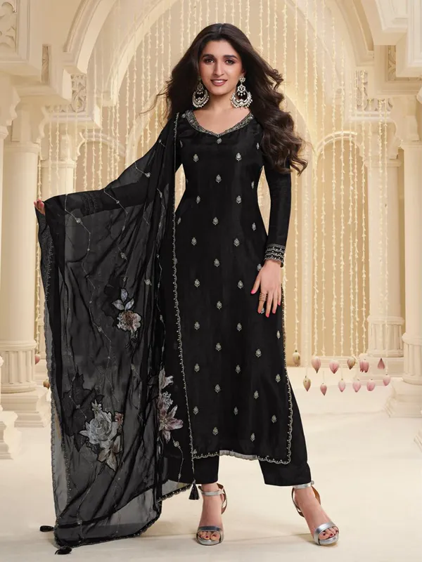 Ladies Suit Salwar Kameez Stunning Black Silk Salwar Suit For Women-G3-WSS42543  United States