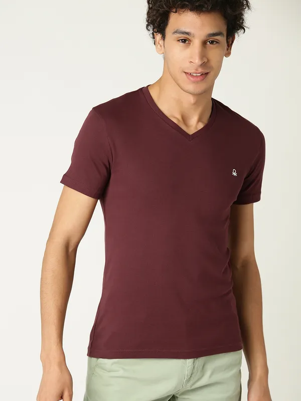 United Colors of Benetton solid maroon t shirt G3 MTS9531 United