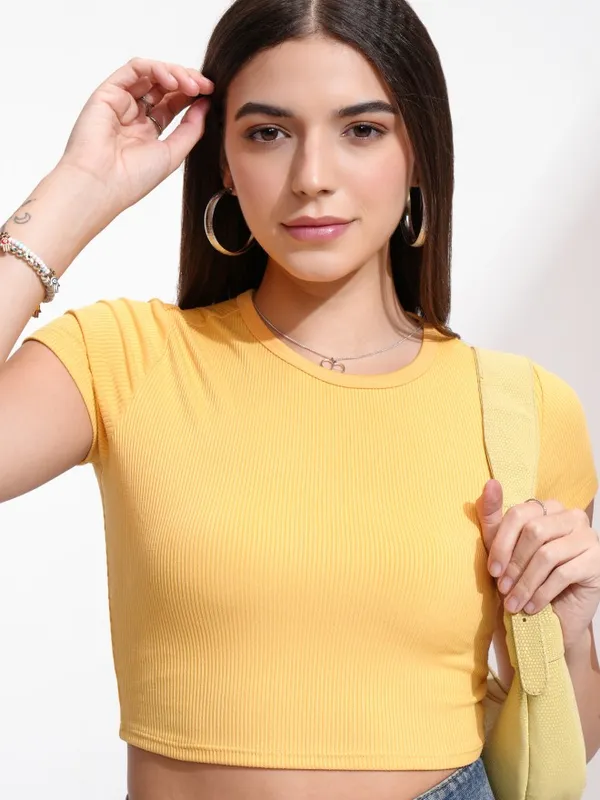 fitted yellow top