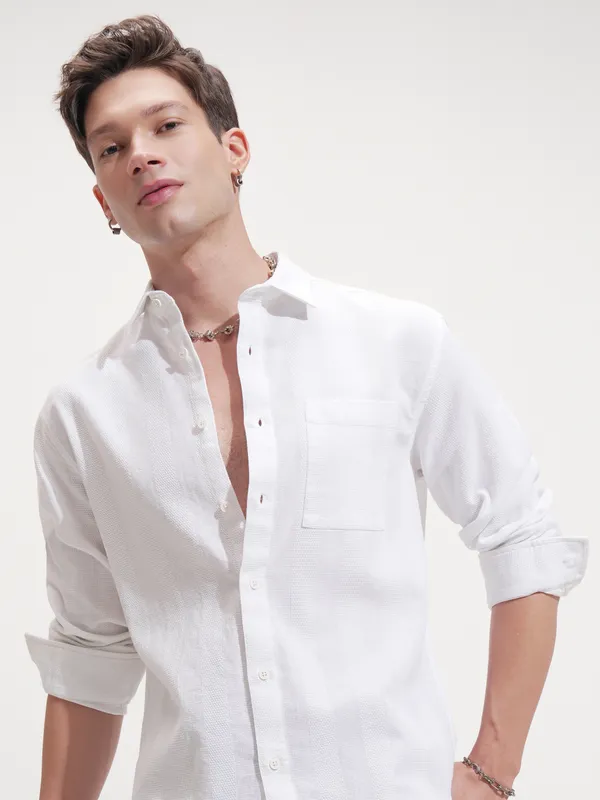 Buy Highlander White Self Design Relaxed Fit Casual Shirt Online