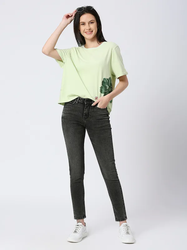 Being Human Women Skinny Mid Rise Fit Denim-Black Wash