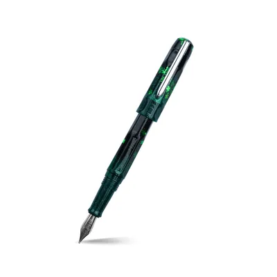 Benu Talisman Four Leaf Clover Green Fountain Pen - Fine