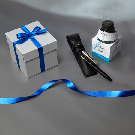 Gift Hamper Set Of 3 Sheaffer Legacy E9065 Bi-Color Medium Fountain Pen With Turquoise Ink And Lapis Bard Mayfair Pen Pouch