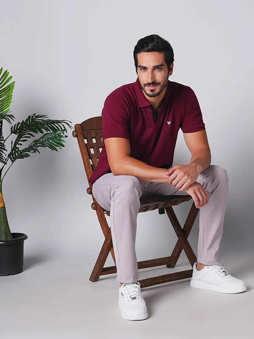 Tessio Men Slim Fit Solid T-Shirt