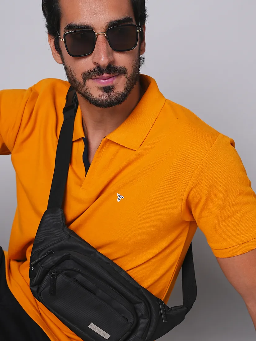 Tessio Men Slim Fit Solid T-Shirt