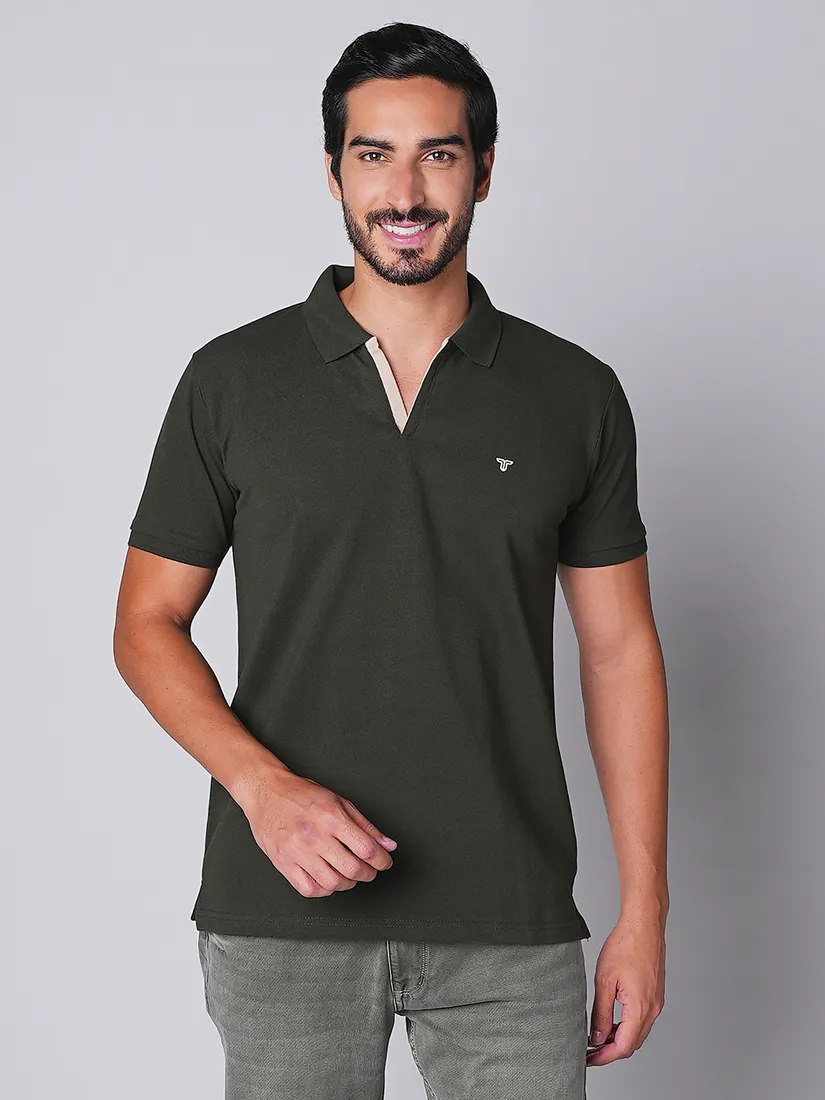 Tessio Men Slim Fit Solid T-Shirt