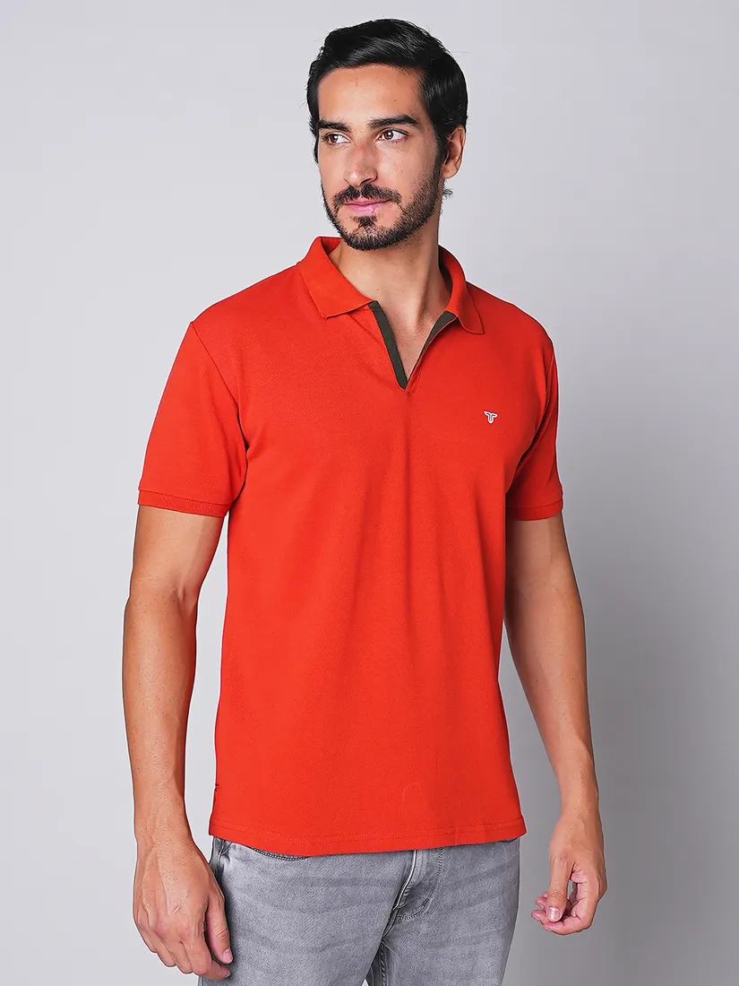 Tessio Men Slim Fit Solid T-Shirt