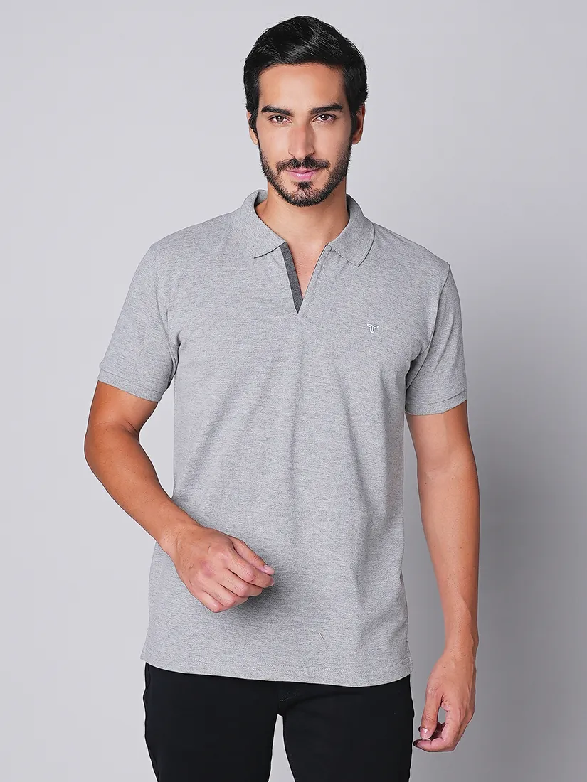 Tessio Men Slim Fit Solid T-Shirt