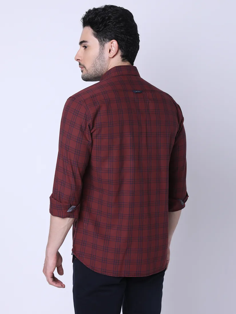 J. Hampstead Men Slim Fit Checkered Casual Shirt