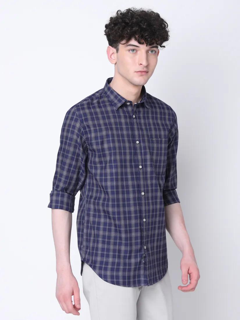 Mozzo Men Slim Fit Checkered Casual Shirt