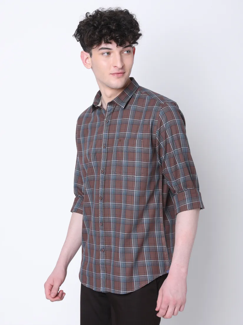 Mozzo Men Slim Fit Checkered Casual Shirt