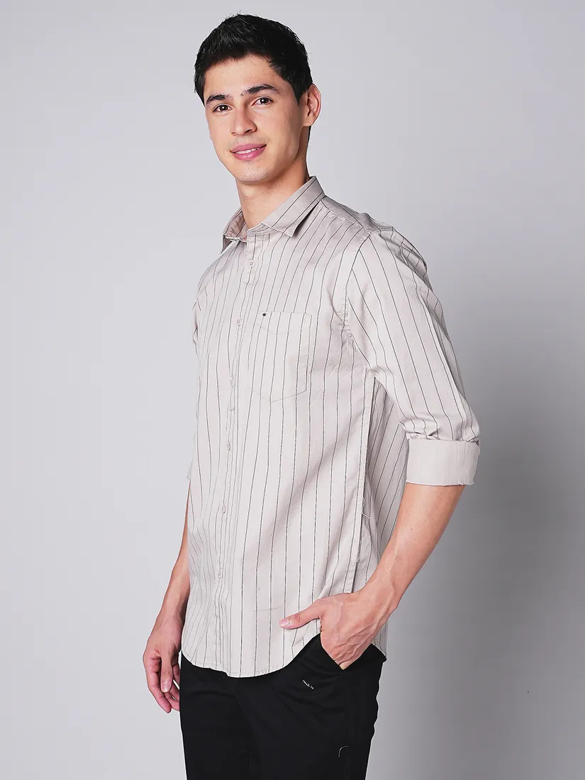 Mozzo Men Slim Fit Stripe Casual Shirt