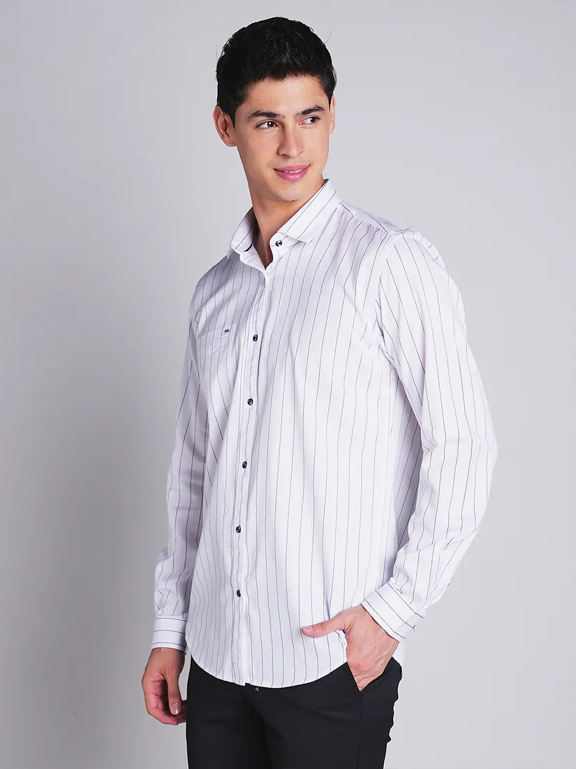 Mozzo Men Slim Fit Stripe Casual Shirt