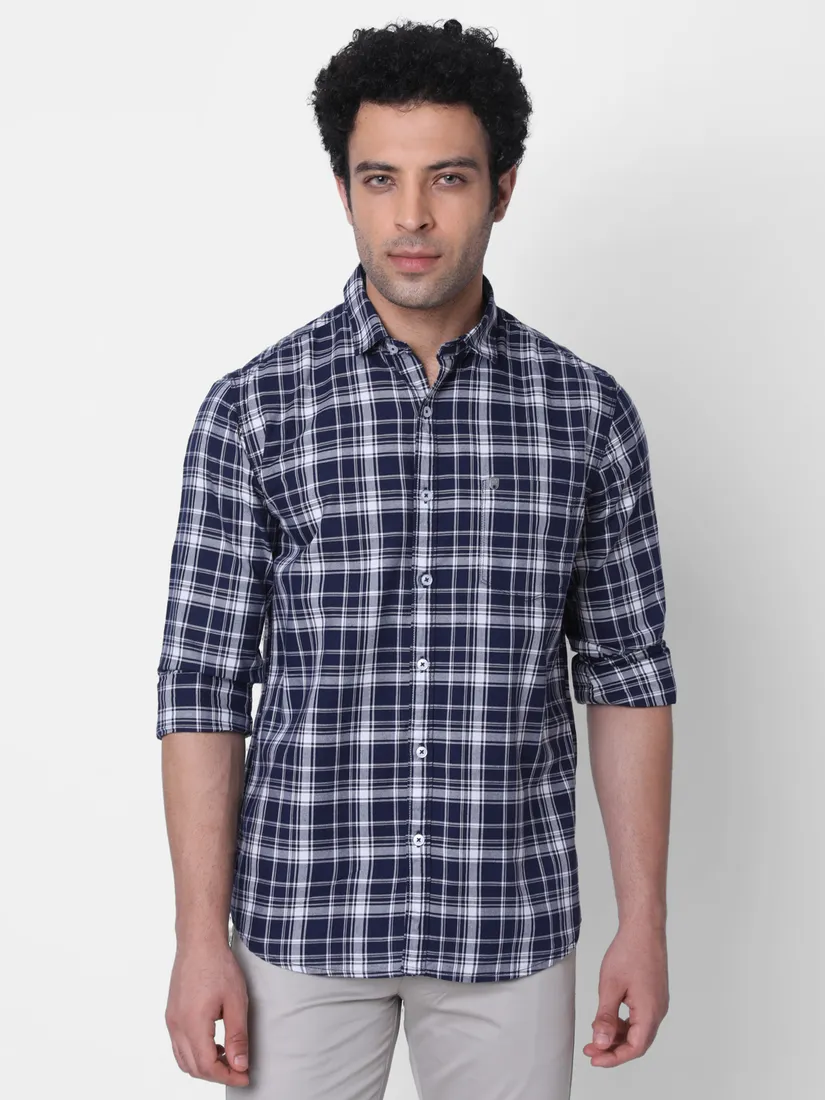 Oxemberg Men Slim Fit Checkered Casual Shirt