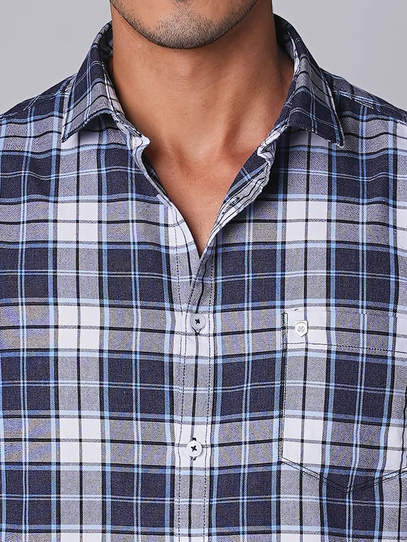 Oxemberg Men Slim Fit Checks Casual Shirt