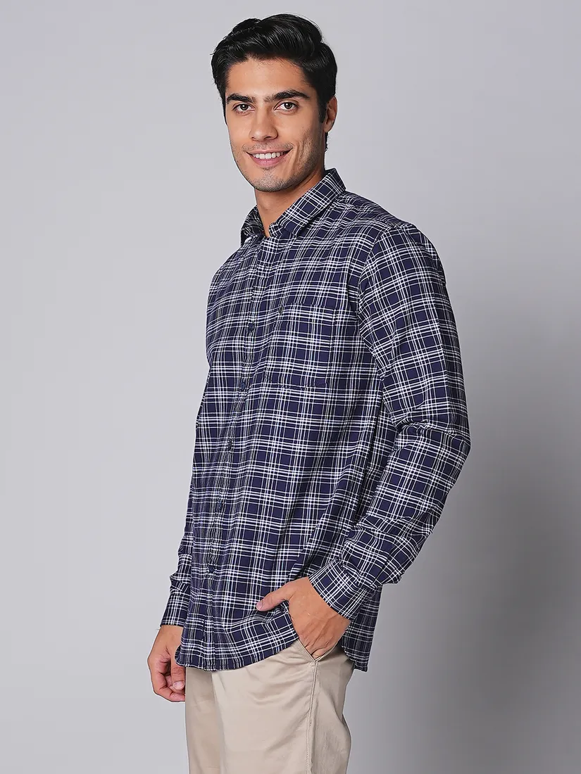 Oxemberg Men Slim Fit Checks Casual Shirt