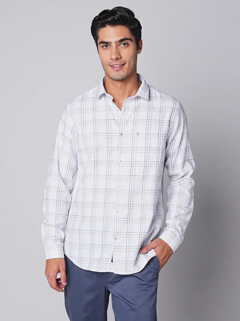 Oxemberg Men Slim Fit Checks Casual Shirt