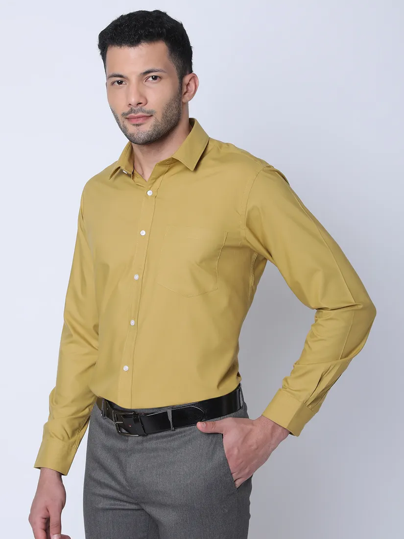 Oxemberg Men Slim Fit Solid Shirt