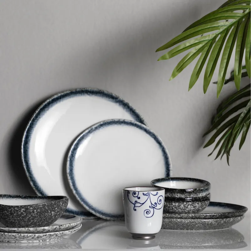ZHAI dish white/black - 21x15cm