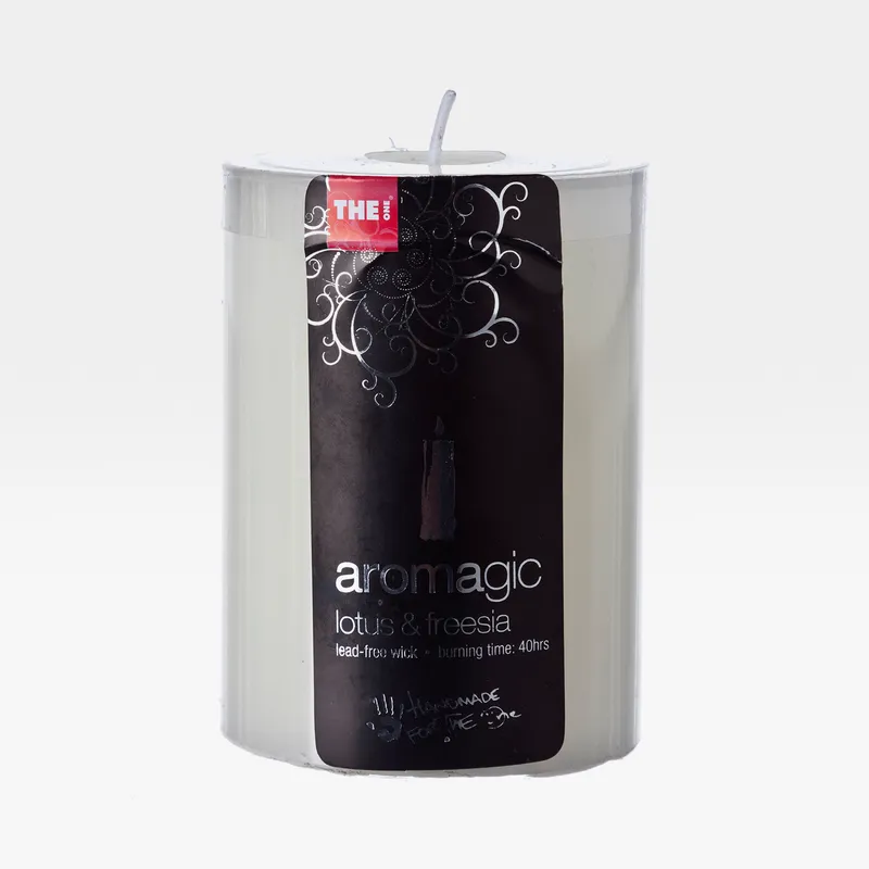 AROMAGIC lotus and freesia candle white - 8x10cm
