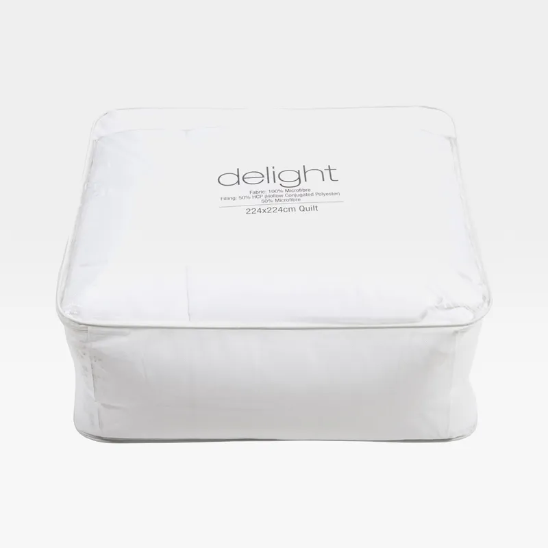 DELIGHT quilt white - 224x224cm