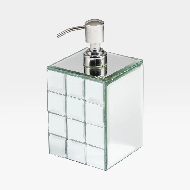 QUBE soap pump clear
