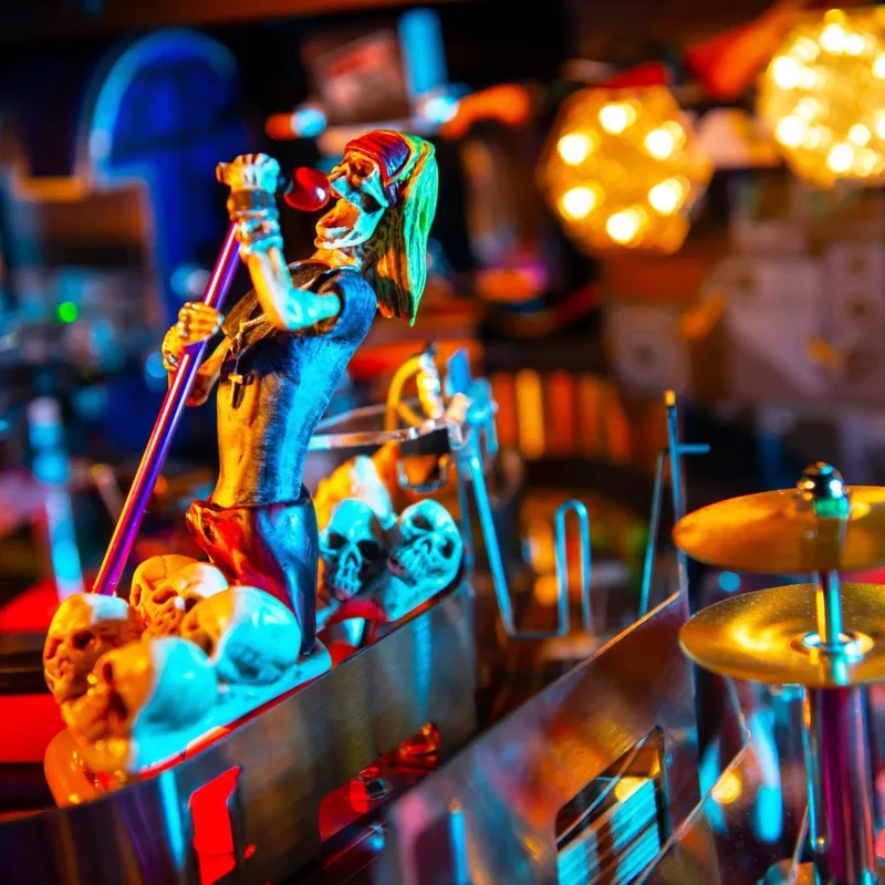 GUNS N ROSES LTD pinball table multicolour