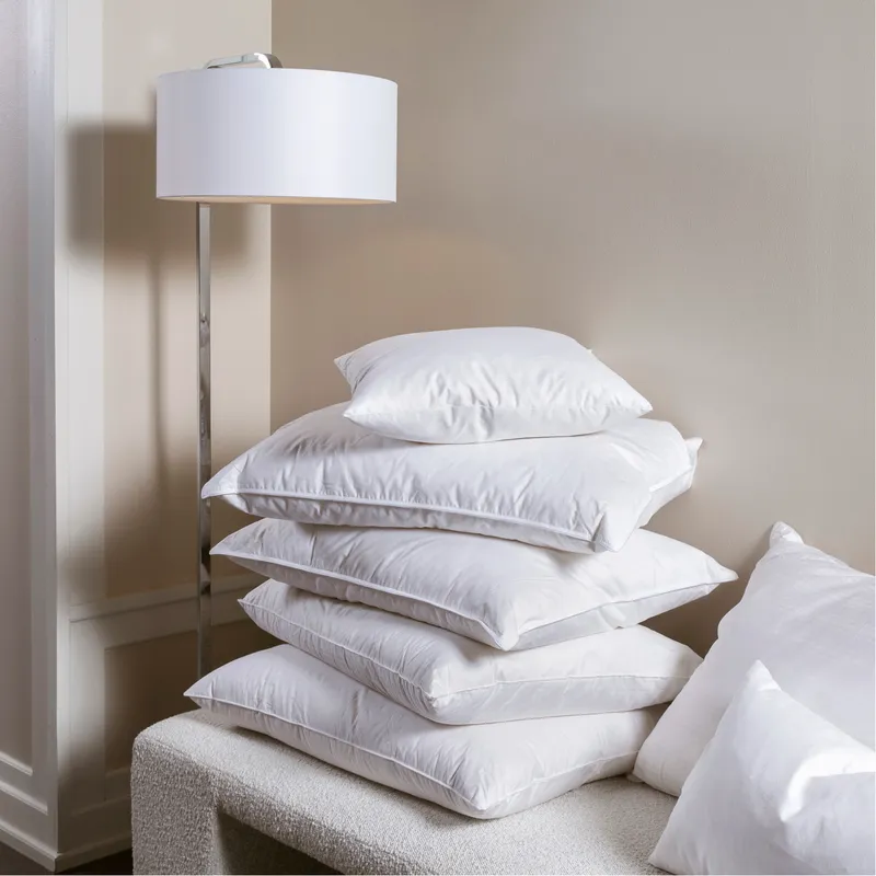 PEGASUS pillow medium white 585g - 50x70cm