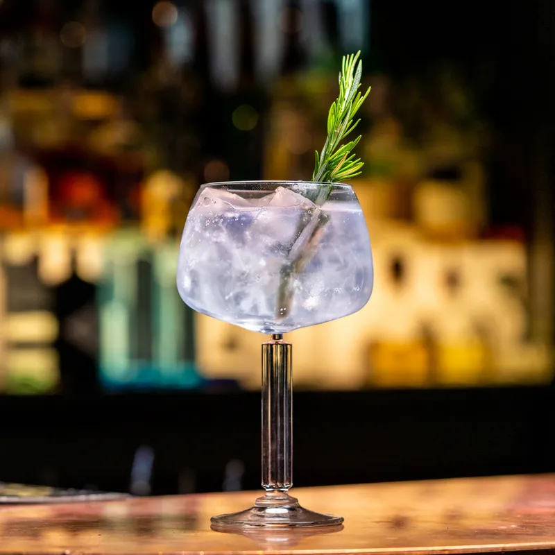 MODERN America gin and tonic glass clear - 59cl